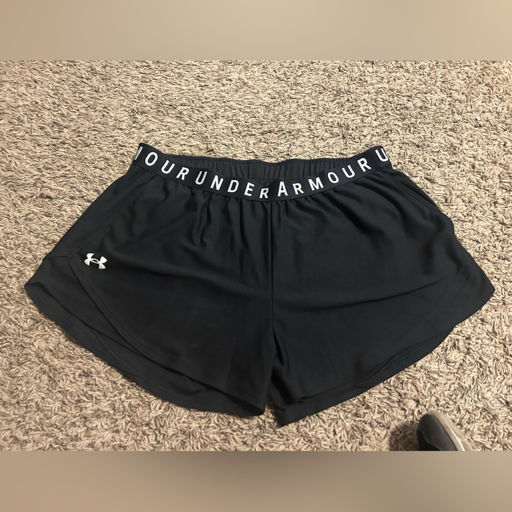 Under Armour Black Athletic Shorts Performance Fit